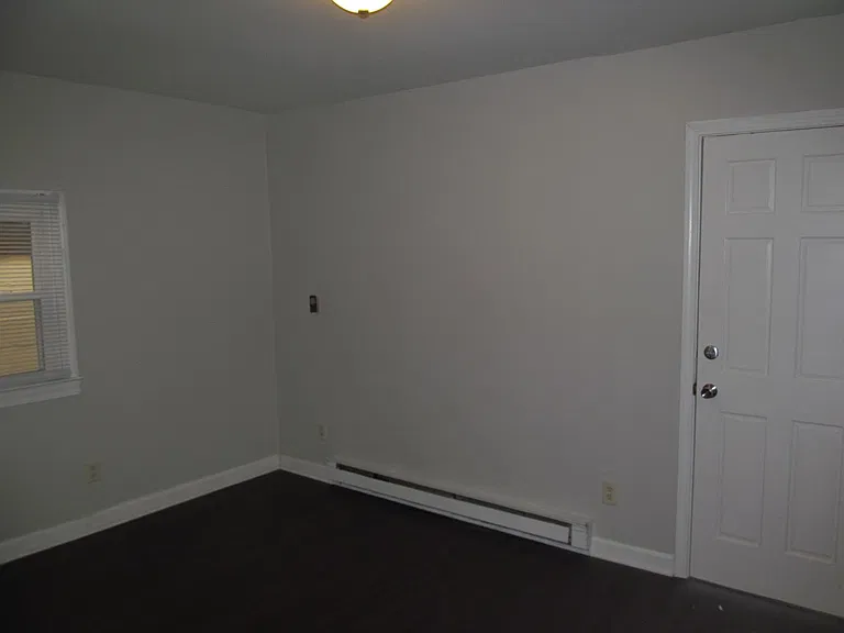 125 W Main St — Photo 5