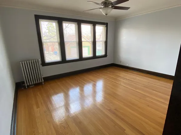 4415 W Ainslie St APT 1, Chicago, IL 60630