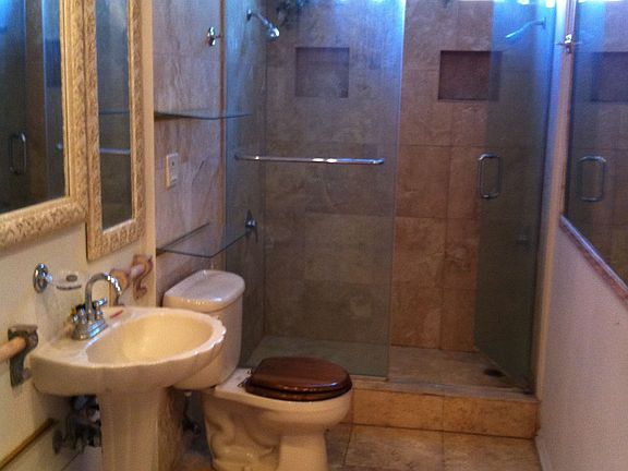 3rd image of 1339 N Columbus Ave Unit 307