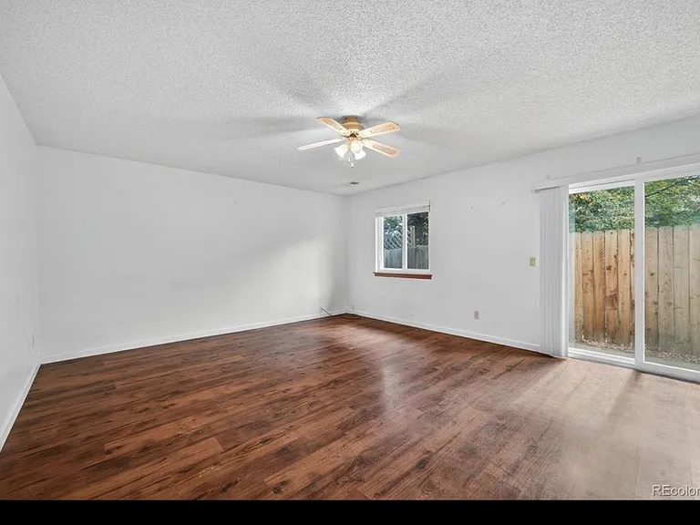 250 Cypress Ln — Photo 19