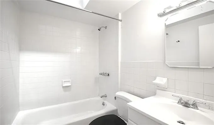 Rented by Maz Group NY | media 19