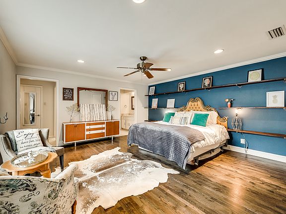 3rd image of 429 Fieldwood Dr