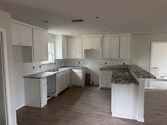 3rd image of 232 Altom Rd