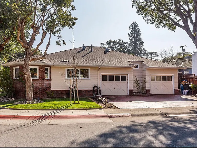 506 E Capistrano Way — Photo 6