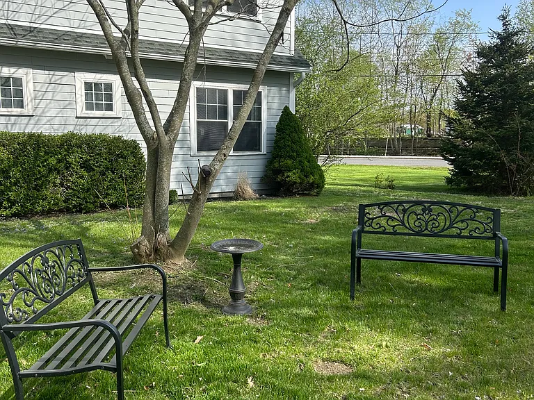 19 Firehouse Ln #2 — Photo 12