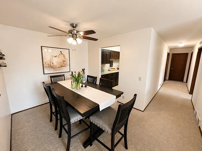 211 Nautilus Dr #7 — Photo 6
