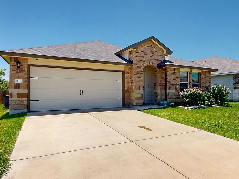 8605 Cantera Ridge Rd — Photo 2