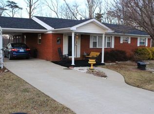 327 W Woodmont Dr #WW, Ashland, KY 41102