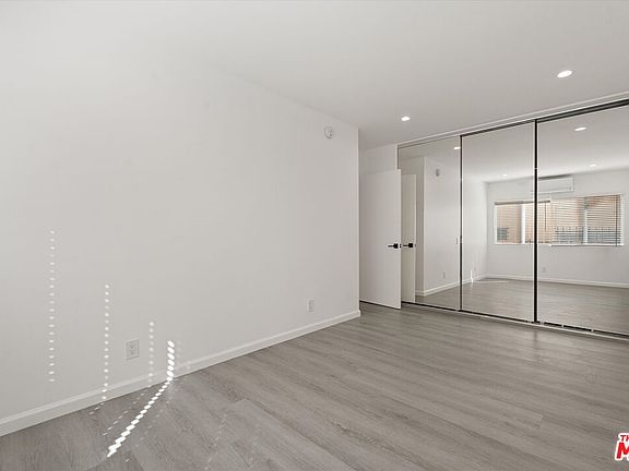 5th image of 1904 11th St #8