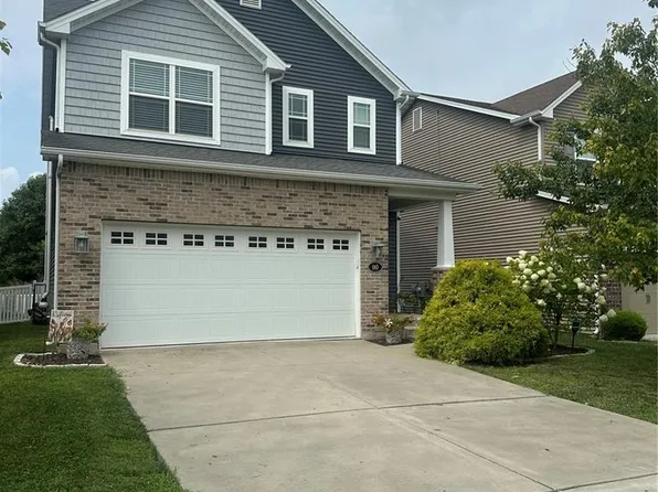 110 Katiemist Dr, Saint Peters, MO 63376