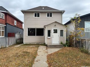 318 H Ave S, Saskatoon, SK S7M1W3