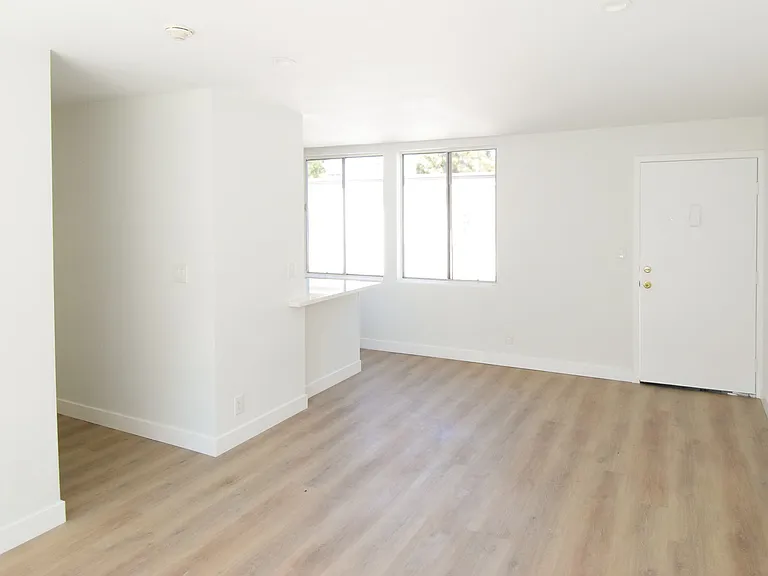 2643 Centinela Avenue — Photo 10