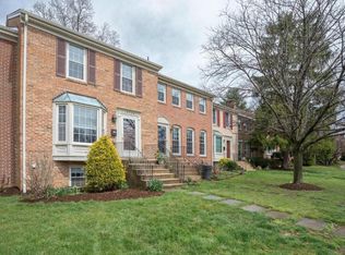 10546 Assembly Dr, Fairfax, VA 22030