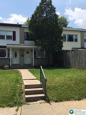 2nd image of 704 Mohawk St