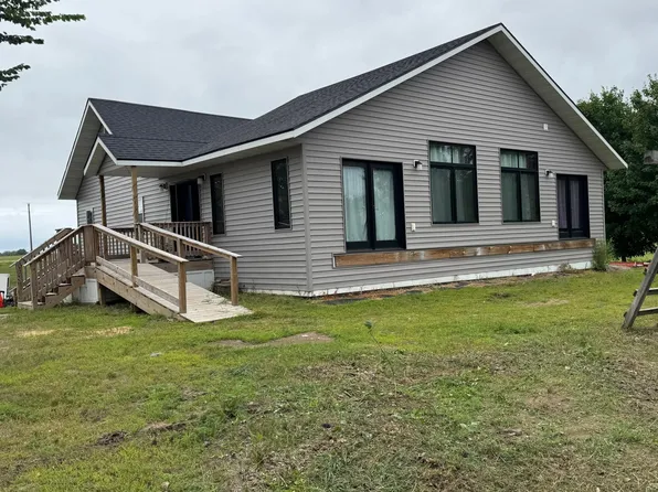 37994 450th Ave, Perham, MN 56573