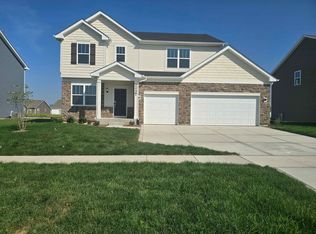 11127 Green Pl, Winfield, IN 46307