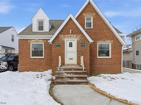 2nd image of 4424 Forestwood Dr