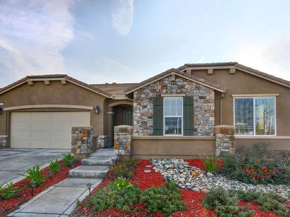 2562 Banks Dr, Woodland, CA 95776