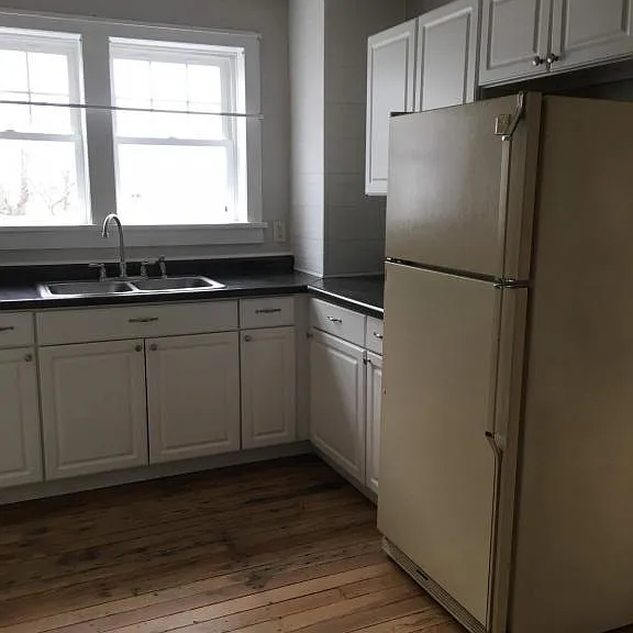 4138 Lake St #3 — Photo 2