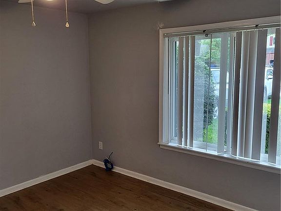 5th image of 5612 Banbury Ct