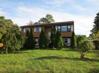 824 Commonwealth Blvd, Toms River, NJ