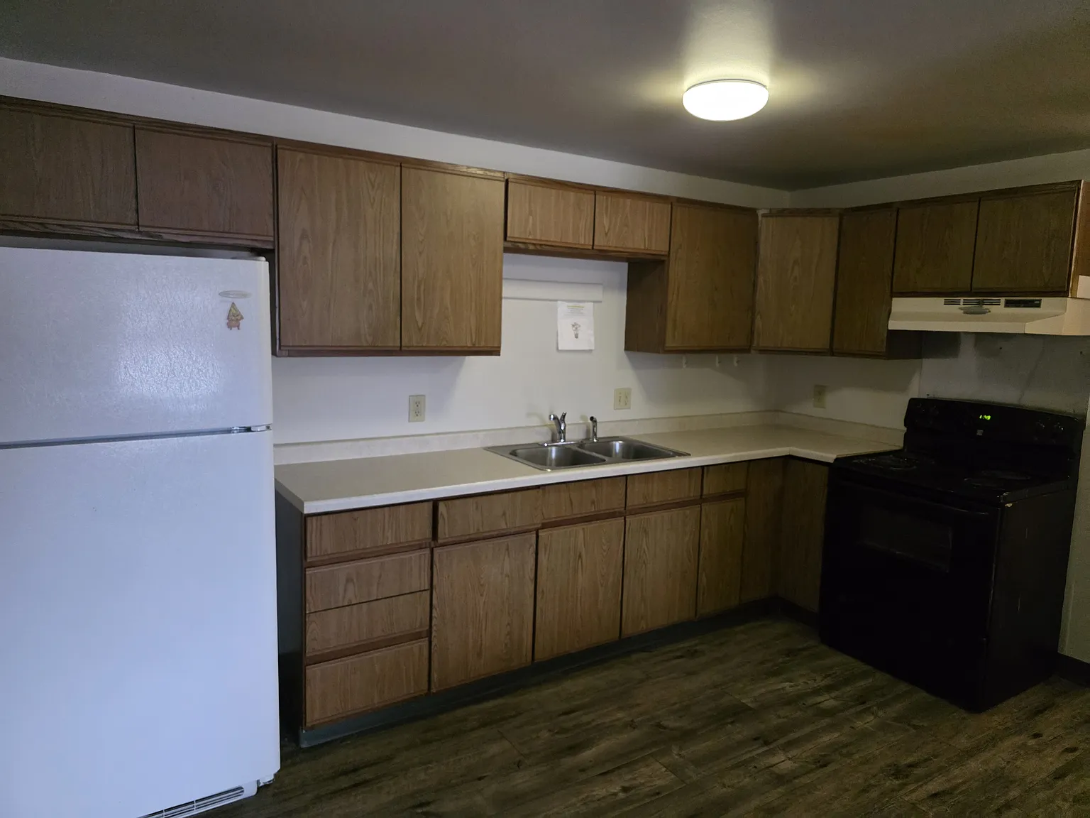 1 bed, 550 sqft, $890 — Photo 1