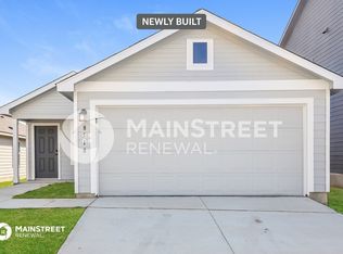 8518 Grosebeak Cv, San Antonio, TX 78245