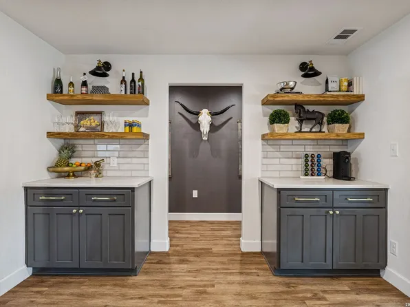 2151 Gruene, New Braunfels, TX 78130