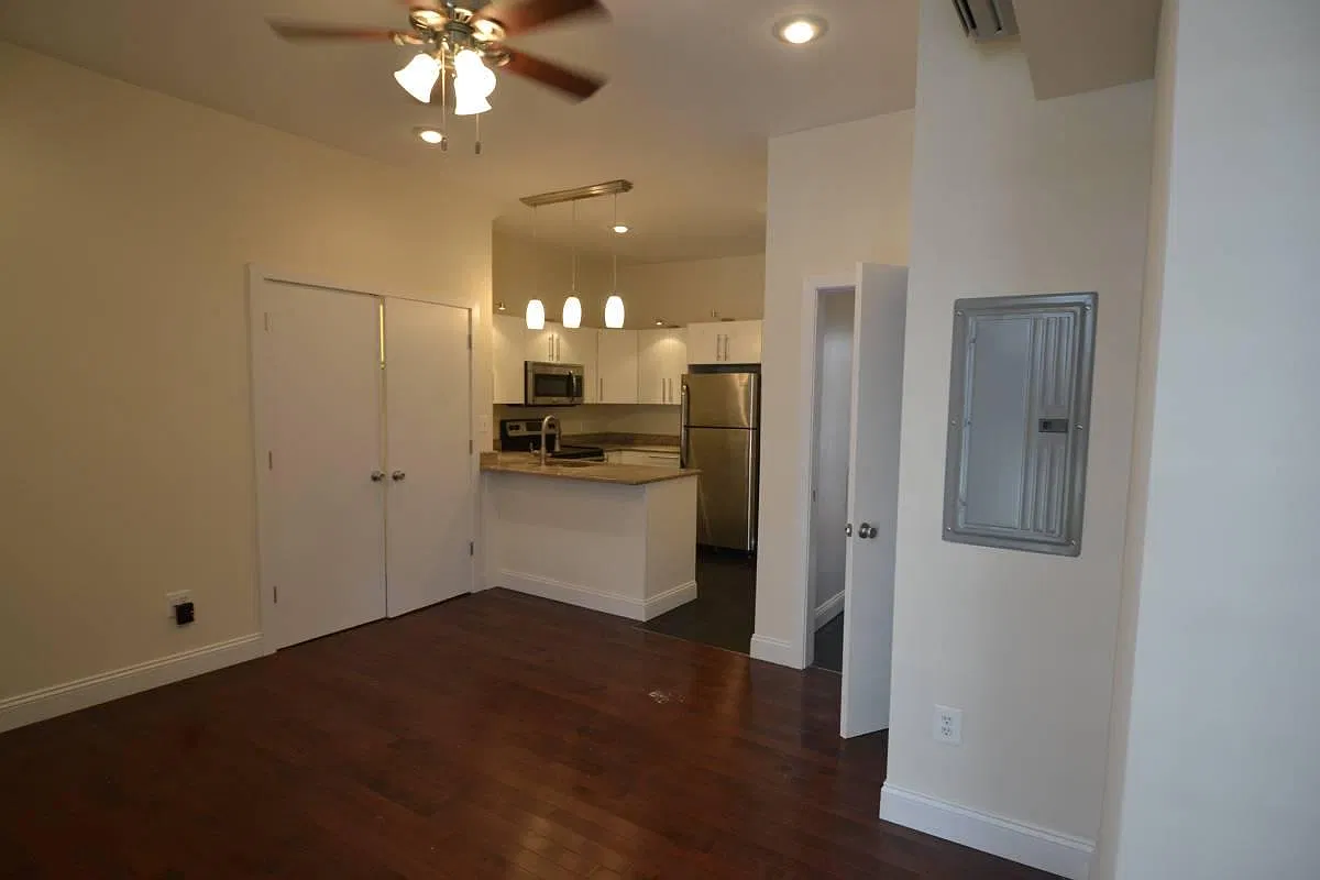 1 bed, 500 sqft, $1,895 — Photo 2