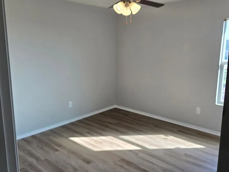 5049 Mosaic Dr — Photo 6