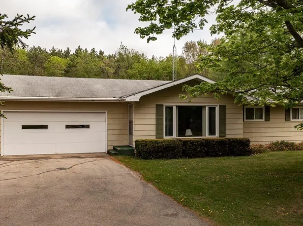W12574 Us Highway 45, Marion, WI 54950