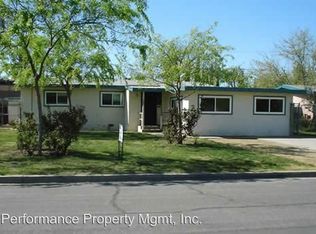 1326 Cherry Ln, Clovis, CA 93612