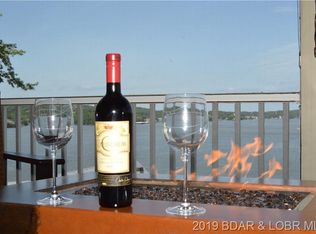 1028 Beacon Ridge Dr, Lake Ozark, MO 65049