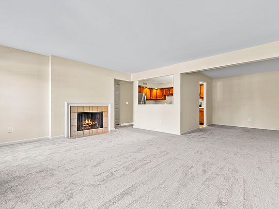 5th image of 1102 Iroquois Ave #1