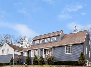 28 Castle Meadow Rd, Newtown, CT 06470