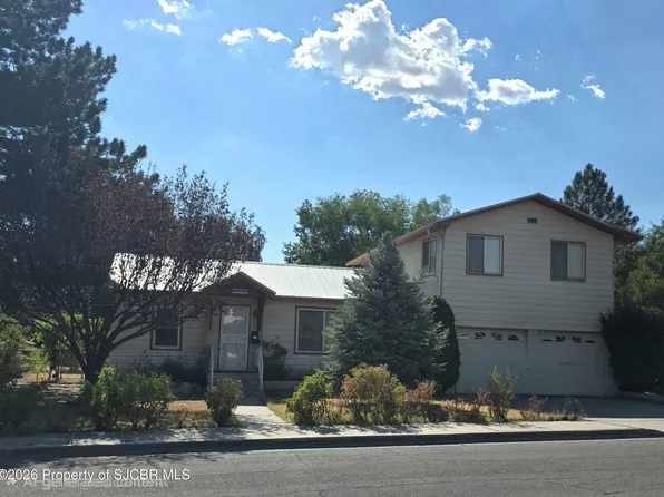705 N Monterey Ave, Farmington, NM 87401