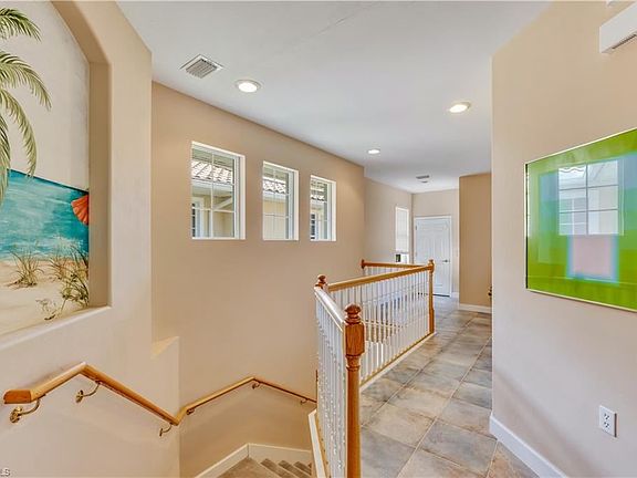 3rd image of 10509 Sevilla Dr APT 201