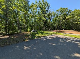 12 Daisy Dr, Brasstown, NC 28902