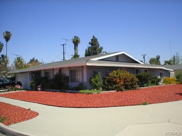 1st image of 10731 Lilac St