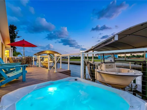 2991 Sloop Ln, Saint James City, FL 33956