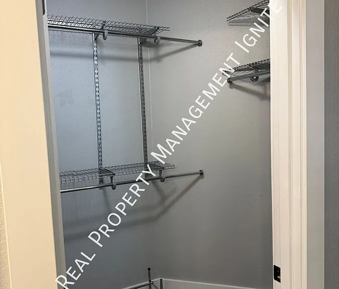 2955 NW Bordeaux Ln — Photo 10