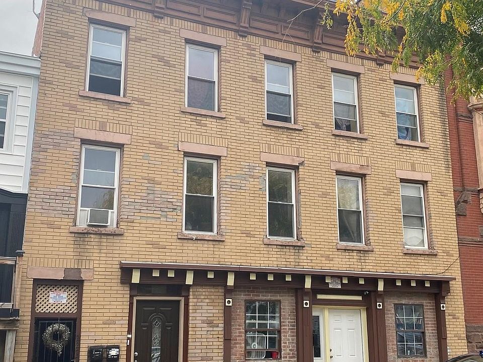 1st image of 2277 5th Ave