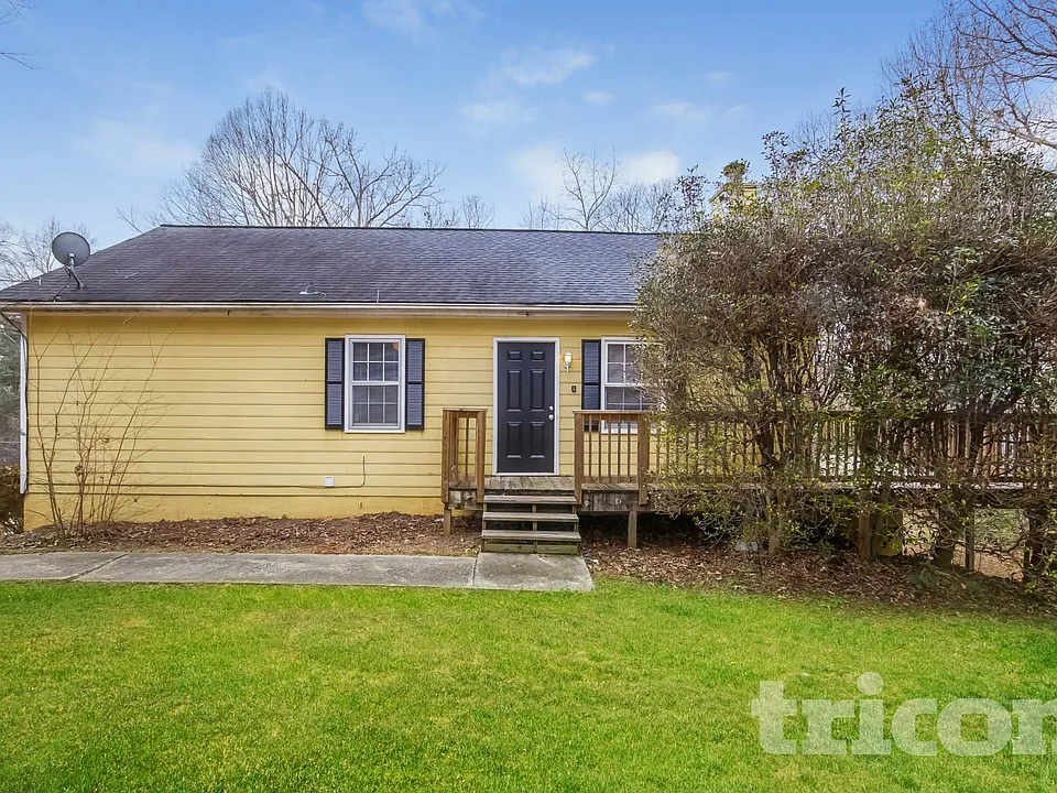 8458 Hightower Trl