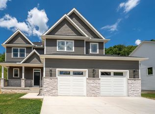 209 Farm Brook Ln, Morgantown, WV 26505
