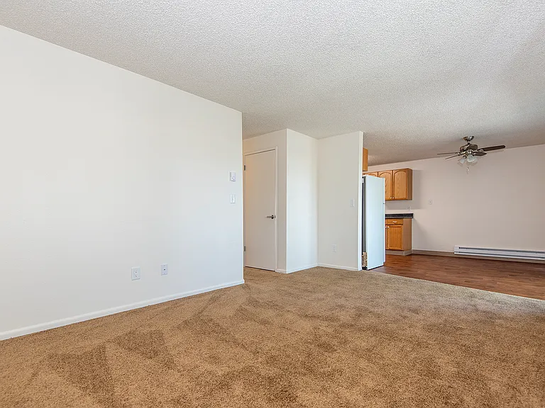 2400 Brookwood — Photo 34