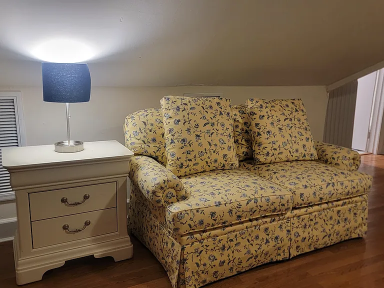 Upstairs third bedroom with two single beds