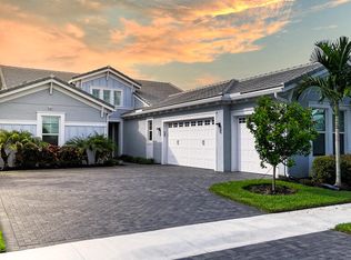 15848 Orchard Dr, Loxahatchee, FL 33470