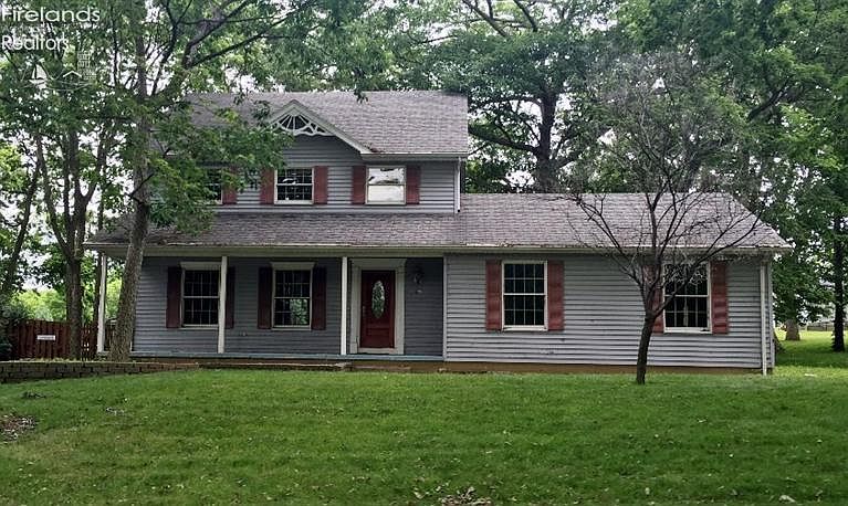1st image of 49 N Woodwinds Way
