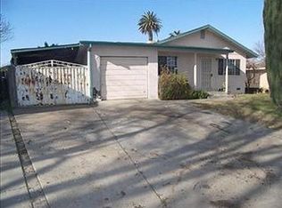 2711 5th St, Hughson, CA 95326