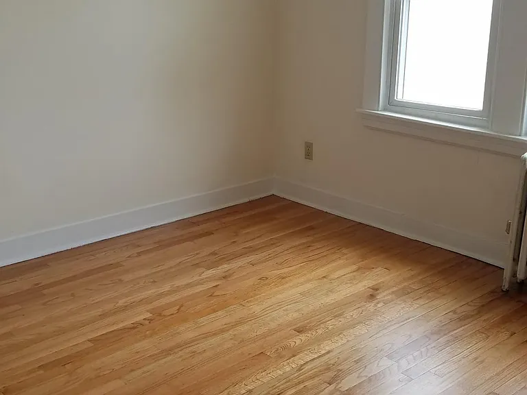 60 Hawley Ave #9 — Photo 3